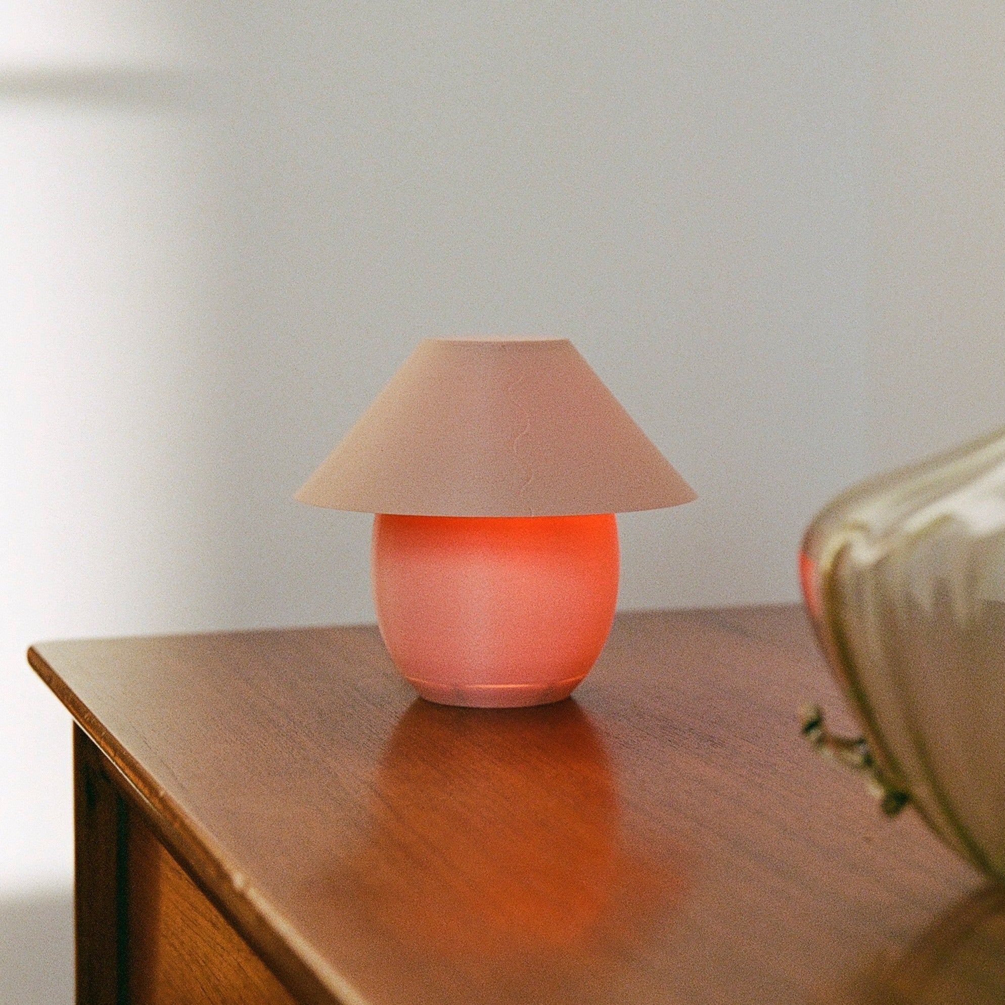 The Scoop Table Lamp