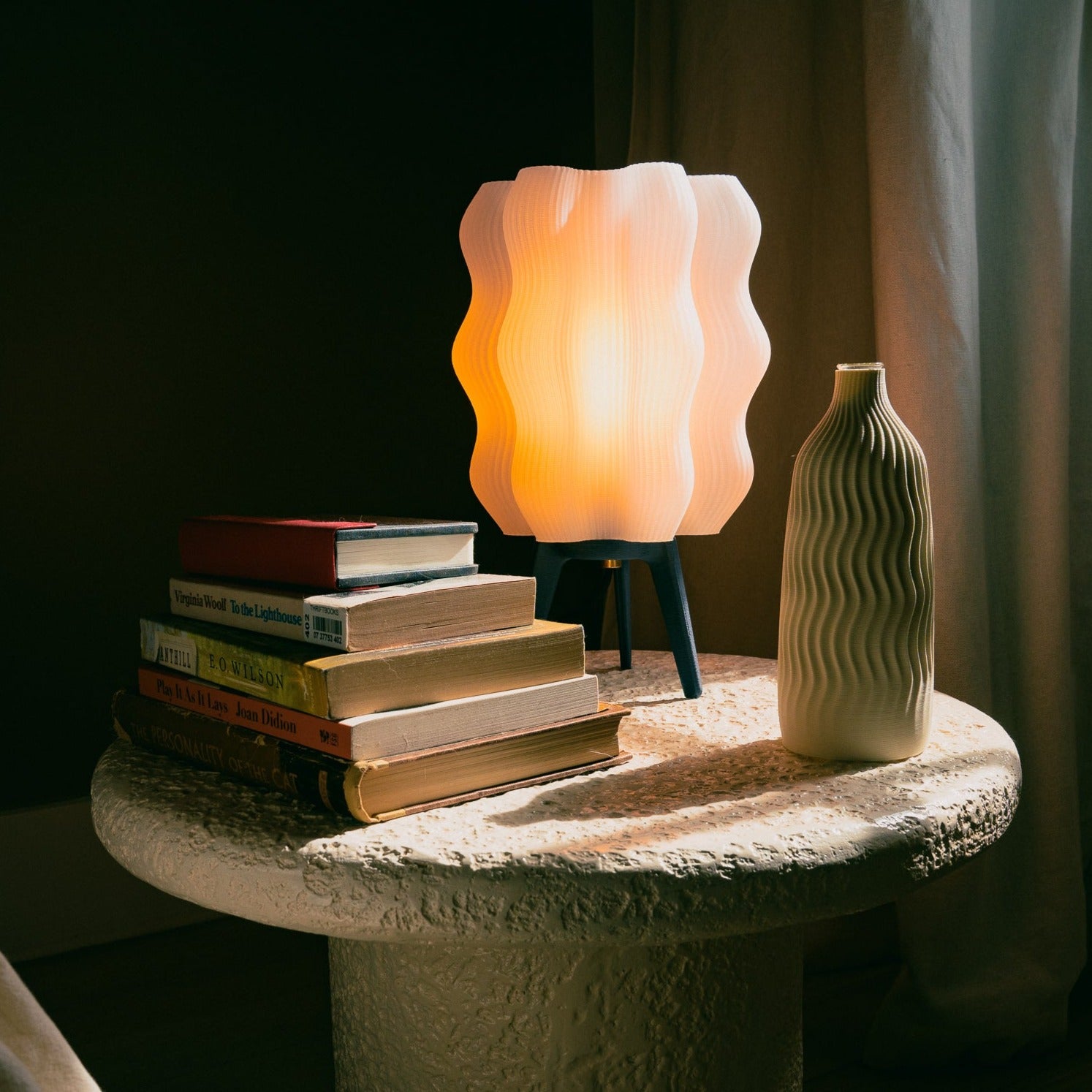 Wavy Table Lamp