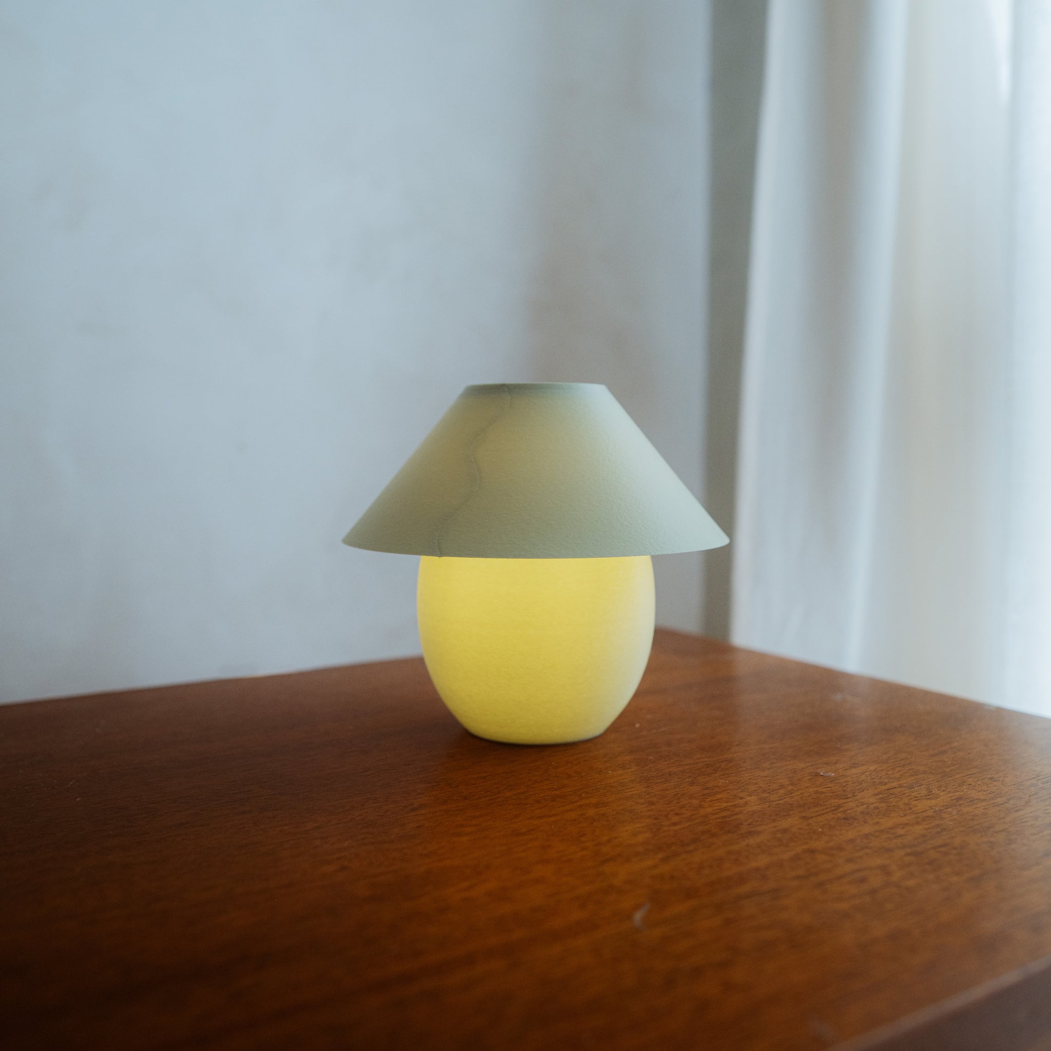 The Scoop Table Lamp